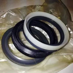 2 NEW OLD STOCK  PARKER  PISTON SEAL KITS 63 48 20 30 BUYING TWO