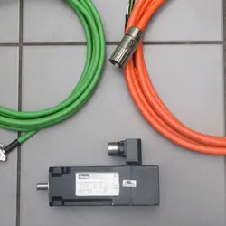 PARKER SMH-A-60-60-0.55-8-11-2IB-65-C7-2 SERVO-MOTOR SYNCHRONMOTOR   KABEL