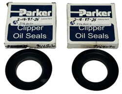 LOT OF 2 NEW IN BOX PARKER 4QTR19 OIL SEAL