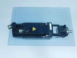 SERVO MOTOR WITH