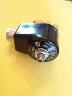 NEW 122K8321 (7122KBG2LRT0) FOR PARKER LUCIFER SOLENOID VALVES FOR OIL BURNE