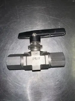 FEMALE BALL VALVE