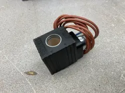 NEW NO BOX PARKER 851017, SOLENOID COIL 120 VAC