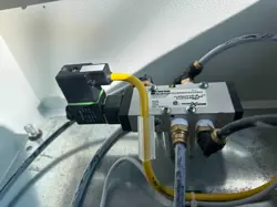 PNEUMATIC SOLENOID OPERATED