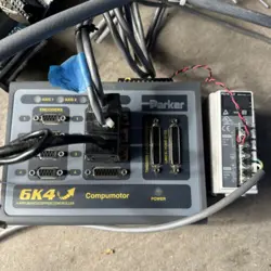 CONTROL/4-AXIS KEYENCE