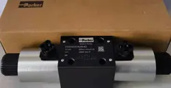 PARKER D3W002CNJW42 HYDRAULIC SOLENOID CONTROL VALVE