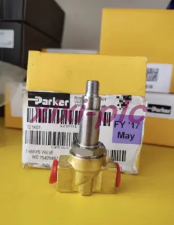 1PCS  NEW PARKER  121K01  PNEUMATIC VALVE  DHL SHIPPING$
