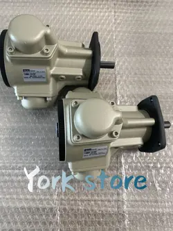 ONE PCS NEW TAM4-015F PARKER AIR MOTOR NEW FEDEX OR DHL