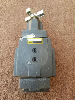 PARKER GENUINE PARTS PRESSURE CONTROL VALVE PART # ULR10PM LH