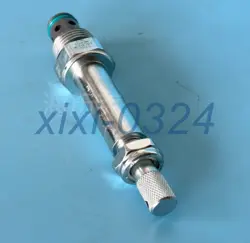 1PCS NEW PARKER  DSL102CP  TWO WAY DIRECTIONAL VALVE  VIA DHL OR FEDEX