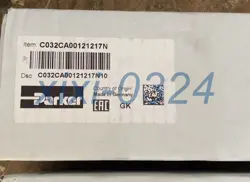 1PCS NEW PARKER  C032CA00121217N10  PLUG IN VALVE COVER PLATE VIA DHL OR FEDEX