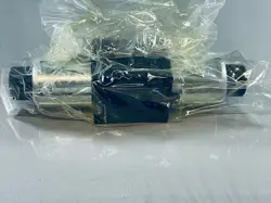 PARKER D3W082CNJW4 HYDRAULIC VALVE DOUBLE SOLENOID