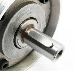 SERVO MOTOR -USED-