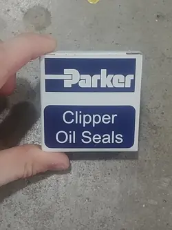 PARKER CLIPPER OIL SEAL 4QTR18 7215 H1L5