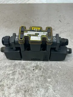 USED PARKER HYDRAULIC SOLENOID VALVE 120/60-110/50 1500PSI D1VW4CNYCF5675XB42