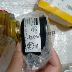 1PCS NEW PARKER 121G2320 SOLENOID VALVE