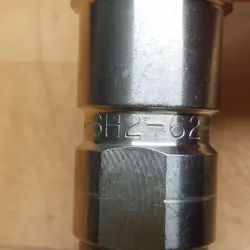 HYDRAULIC QUICK CONNECT
