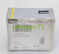 1PC  PARKER SOLENOID VALVE 131M14-8993-488980C2 LU001440