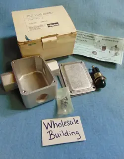 PARKER REFRIGERATING SPECIALTIES DIV. PILOT LIGHT ASSEMBLY, TYPE PLT-2, GREEN
