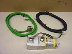 SZERVOMOTOR KBELEKKEL