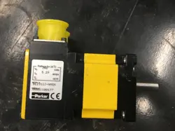 BRAND NEW PARKER BE231GJ-NMSN SERVO MOTOR 340V 5.29A