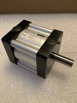 PARKER PV22-BB2V-B  PNEUMATIC ROTARY ACTUATOR  ** NEW **