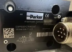 NEW PARKER D3FPE50YC9NB0047 PROPORTIONAL DIRECTIONAL VALVE