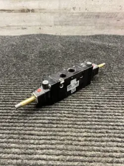 USED PARKER B552ACH53C SOLENOID VALVE