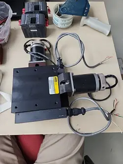 PARKER DAEDAL 5 INCH POSITIONING XY TABLE WITH MOTOR 105002BTEPD3L3C4E1M1