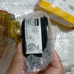 NEW PARKER 121G2320 SOLENOID VALVE