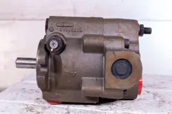 PARKER DENISON PAVC33R4226 PLUNGER PUMP