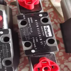  NEW PARKER SOLENOID VALVE D1VW003CNJW91 HYDRAULIC VALVE/