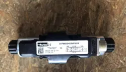 NEW PARKER D1FBE02HC0NJW3 PROPORTIONAL VALVE FAST SHIP FEDEX OR DHL