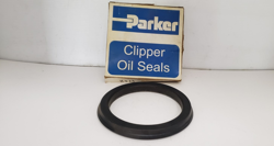 PARKER CLIPPER  7076 H1L5 NITRILE OIL SEAL, 4QTR06, S-7076-0L-RUP-4, NIB
