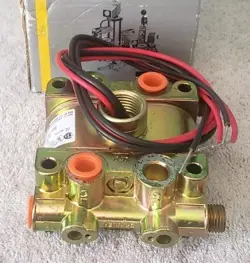 100AB6A0Z V955LEH2100