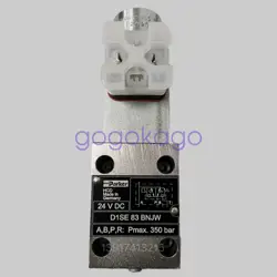 1PCS NEW PARKER D1SE83BNJW HYDRAULIC VALVE