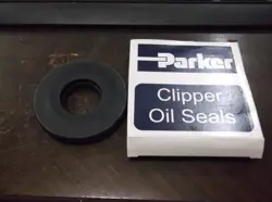 NIB PARKER 4QTR13 CLIPPER OIL SEAL (314-3)