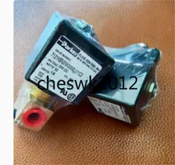 1PCS NEW IN BOX PARKER SOLENOID VALVE 7121KBN2NVOONOL111C2