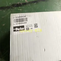 D1VW002KNJEE93 REVERSING VALVE
