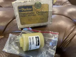 NEW PARKER P4615401 SOLENOID COIL 110V / 120V 50/60HZ  FAST SHIPPING