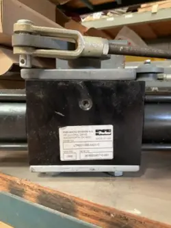 PARKER LTR201-090-AA21-C HYDRAULIC ROTARY ACTUATOR