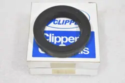 PARKER 4QTR05 4904 H1L5 CLIPPER OIL SEALS MADE IN USA ( LOT OF 2 )