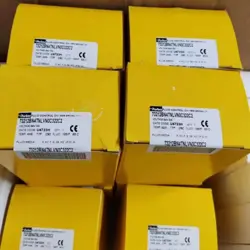 PARKER  73212BN4TNLVN0C322C2 PNEUMATIC VALVE  1PCS