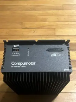 PARKER COMPUMOTOR LE57-51 STEPPER MOTOR DRIVE LE SERIES 1A 250V 115VAC BENT FOIL