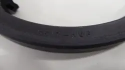 SPLIT SEAL
