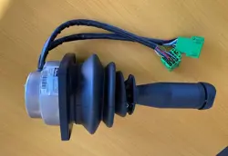 JOYSTICK HYDRAULIC CONTROLLER