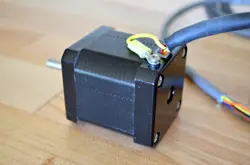 STEPPING MOTOR WITH