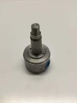 PRE-OWNED PARKER