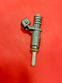 Image 3 of OEM SIEMENS  Fuel Injector for BMW	125i,BMW	128i,BMW	328i,BMW	323i, 155-0465