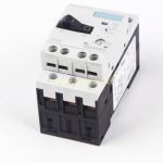 Image 4 of One NEW Siemens motor protection circuit breaker 3RV1011-1GA10 3RV10111GA10